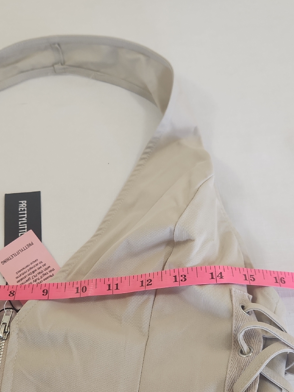Pretty Little Thing Stone Xargo Lace Zip Up Halter Crop Top. Size 10 - Picture 11 of 11